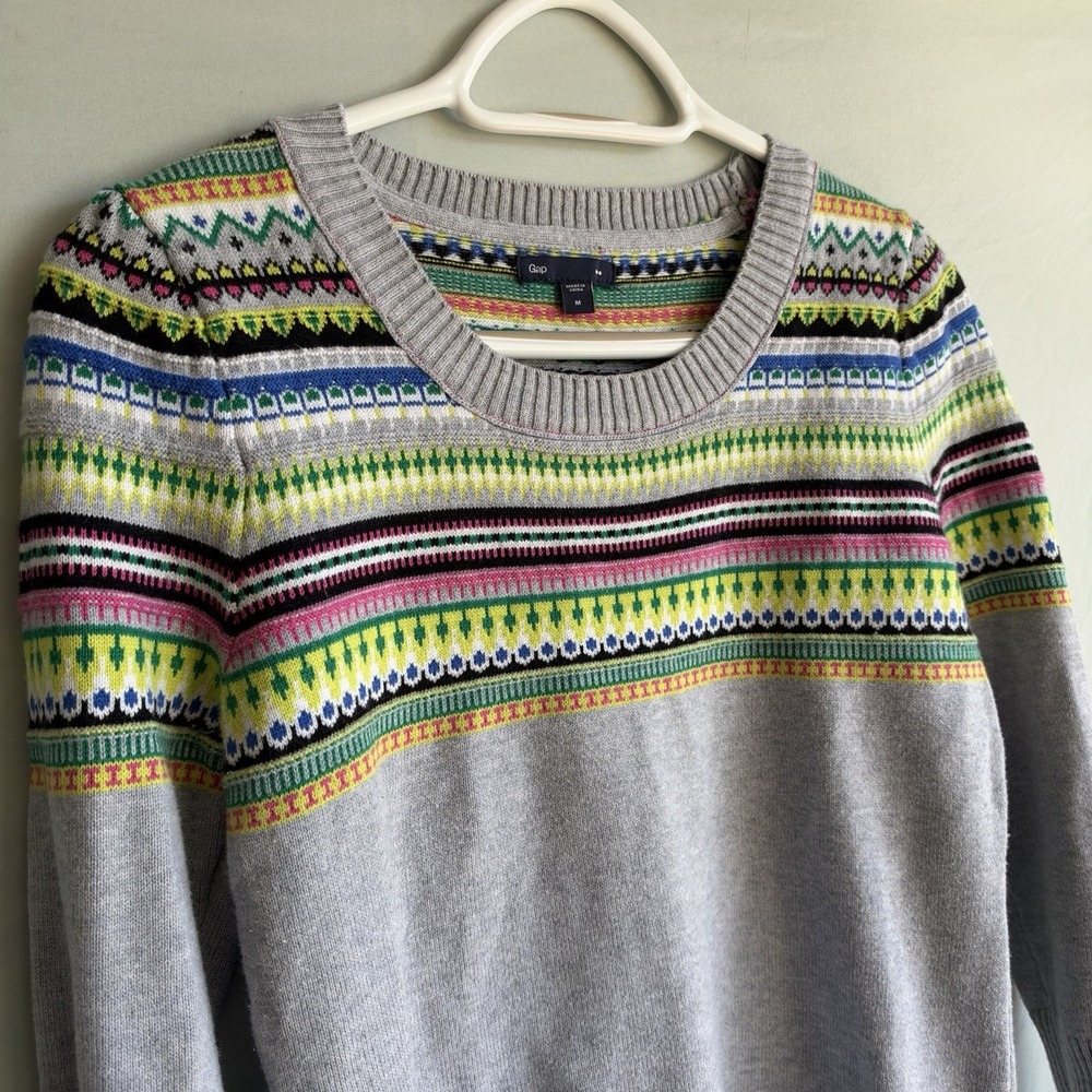 Gap Womens M Gray Fair Isle Sweater Colorful Yoke Crewneck Pullover Cozy Knit